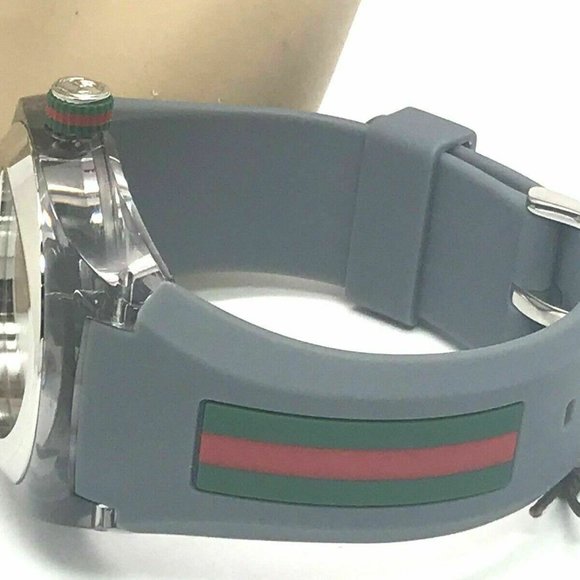 GUCCI SYNC YA137109 Men's Watch Gray Rubber Band - Picture 8 of 8